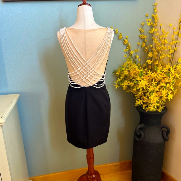 Beautiful Black Pearl Dress - Picture 1 of 5